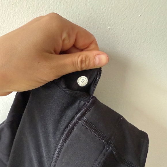 Lululemon High Neck Longline Sports Bra - Black, Size 10 - Picture 4 of 4